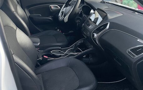 Hyundai ix35 I рестайлинг, 2013 год, 1 050 000 рублей, 3 фотография