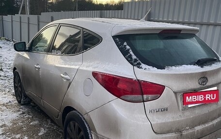 Hyundai ix35 I рестайлинг, 2013 год, 1 050 000 рублей, 2 фотография