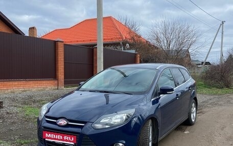 Ford Focus III, 2012 год, 850 000 рублей, 2 фотография