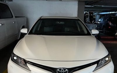 Toyota Camry, 2021 год, 3 230 000 рублей, 1 фотография