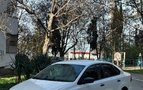 Volkswagen Polo VI (EU Market), 2012 год, 600 000 рублей, 2 фотография