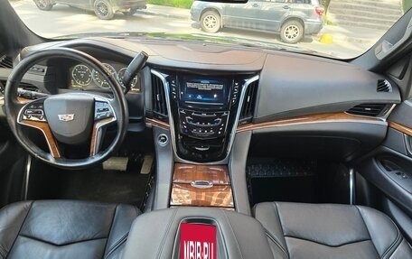 Cadillac Escalade IV, 2015 год, 4 300 000 рублей, 16 фотография