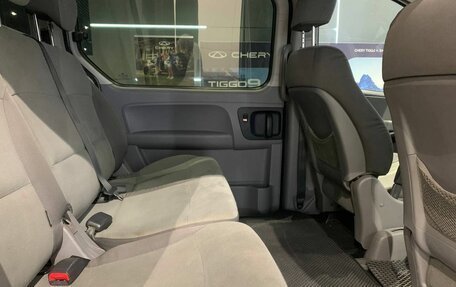 Hyundai H-1 II рестайлинг, 2012 год, 1 400 000 рублей, 12 фотография