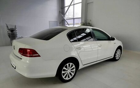 Volkswagen Passat B7, 2012 год, 900 000 рублей, 4 фотография