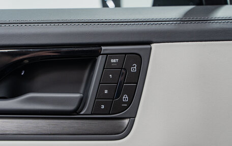 Porsche Cayenne III, 2025 год, 18 990 000 рублей, 18 фотография