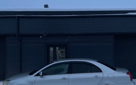 Toyota Avensis III рестайлинг, 2003 год, 720 000 рублей, 7 фотография