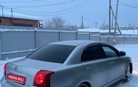 Toyota Avensis III рестайлинг, 2003 год, 720 000 рублей, 4 фотография