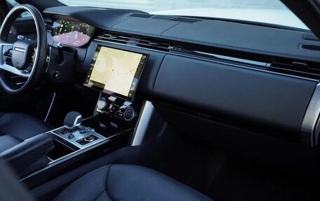 Land Rover Range Rover IV рестайлинг, 2022 год, 9 700 000 рублей, 7 фотография