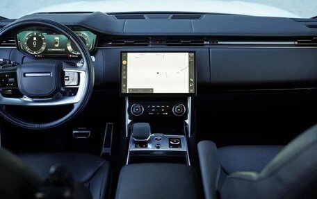 Land Rover Range Rover IV рестайлинг, 2022 год, 9 700 000 рублей, 6 фотография