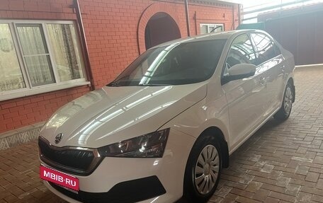 Skoda Rapid II, 2022 год, 1 700 000 рублей, 1 фотография