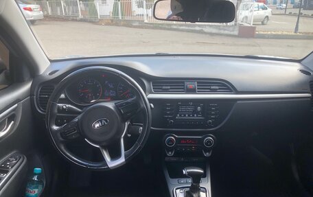 KIA Rio IV, 2018 год, 1 350 000 рублей, 3 фотография