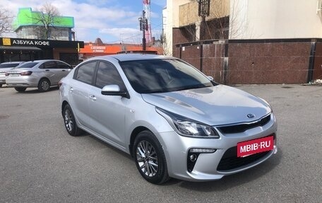 KIA Rio IV, 2018 год, 1 350 000 рублей, 6 фотография