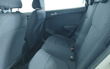 Hyundai Solaris II рестайлинг, 2016 год, 927 000 рублей, 14 фотография