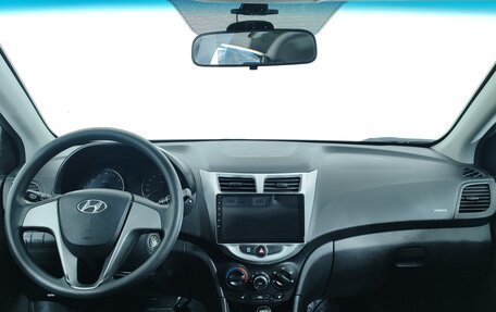 Hyundai Solaris II рестайлинг, 2016 год, 927 000 рублей, 17 фотография