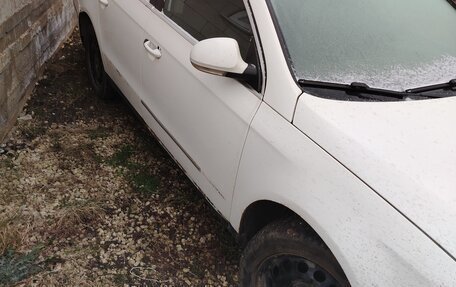 Volkswagen Passat B6, 2008 год, 315 000 рублей, 3 фотография