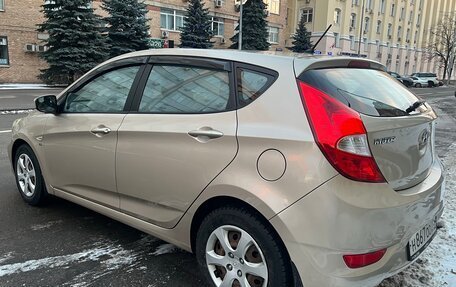 Hyundai Solaris II рестайлинг, 2013 год, 780 000 рублей, 3 фотография