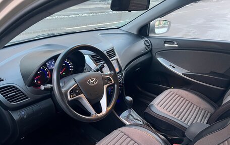 Hyundai Solaris II рестайлинг, 2013 год, 780 000 рублей, 10 фотография