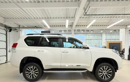 Toyota Land Cruiser Prado 150 рестайлинг 2, 2012 год, 3 199 000 рублей, 7 фотография