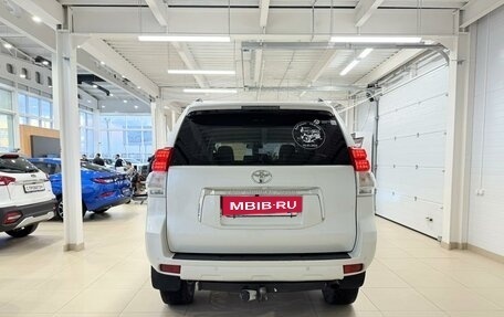 Toyota Land Cruiser Prado 150 рестайлинг 2, 2012 год, 3 199 000 рублей, 5 фотография