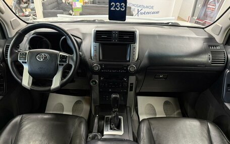 Toyota Land Cruiser Prado 150 рестайлинг 2, 2012 год, 3 199 000 рублей, 16 фотография