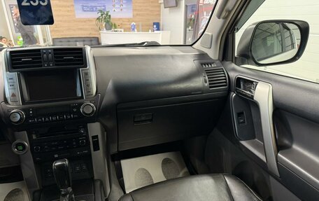 Toyota Land Cruiser Prado 150 рестайлинг 2, 2012 год, 3 199 000 рублей, 15 фотография