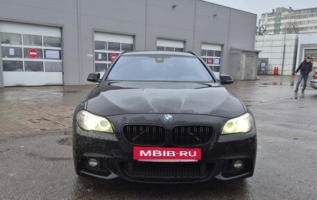 BMW 5 серия, 2015 год, 2 650 000 рублей, 2 фотография