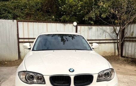 BMW 1 серия, 2011 год, 850 000 рублей, 3 фотография