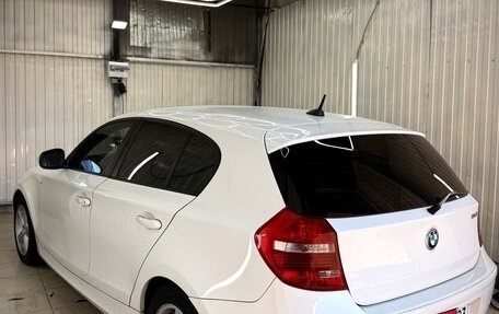 BMW 1 серия, 2011 год, 850 000 рублей, 10 фотография