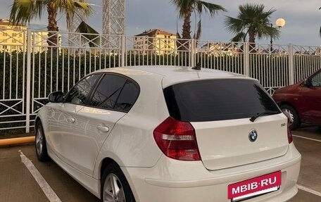 BMW 1 серия, 2011 год, 850 000 рублей, 5 фотография