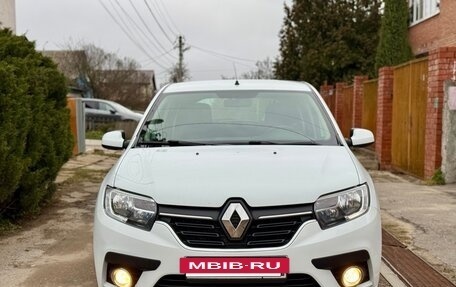 Renault Sandero II рестайлинг, 2018 год, 889 000 рублей, 21 фотография