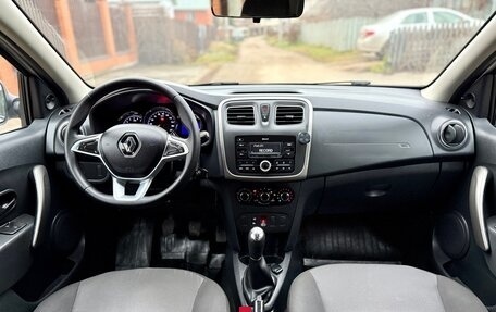 Renault Sandero II рестайлинг, 2018 год, 889 000 рублей, 28 фотография