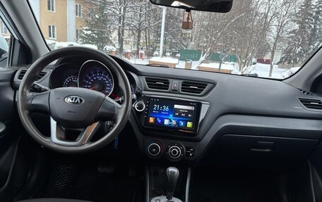 KIA Rio III рестайлинг, 2013 год, 830 000 рублей, 9 фотография