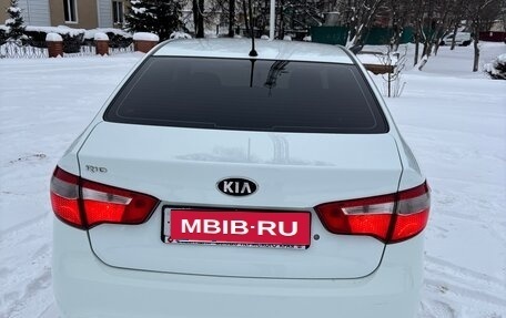KIA Rio III рестайлинг, 2013 год, 830 000 рублей, 4 фотография