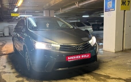 Toyota Corolla, 2013 год, 1 300 000 рублей, 6 фотография