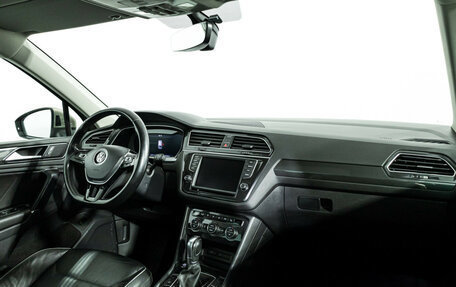 Volkswagen Tiguan II, 2017 год, 2 990 000 рублей, 9 фотография