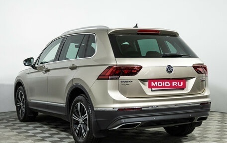 Volkswagen Tiguan II, 2017 год, 2 990 000 рублей, 7 фотография