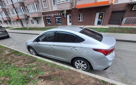 Hyundai Solaris II рестайлинг, 2017 год, 1 200 000 рублей, 5 фотография