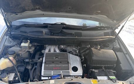 Toyota Harrier, 1998 год, 855 000 рублей, 12 фотография