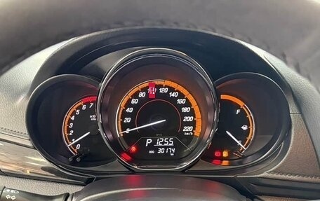 Toyota Yaris XP150 рестайлинг, 2022 год, 1 245 004 рублей, 15 фотография