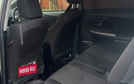 Toyota Prius Alpha I (ZVW40/41), 2017 год, 1 600 000 рублей, 5 фотография