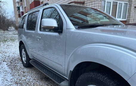 Nissan Pathfinder, 2012 год, 1 750 000 рублей, 9 фотография