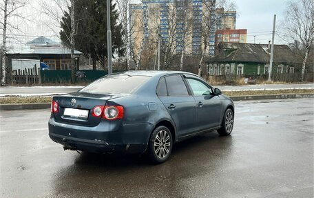 Volkswagen Jetta VI, 2010 год, 175 000 рублей, 3 фотография