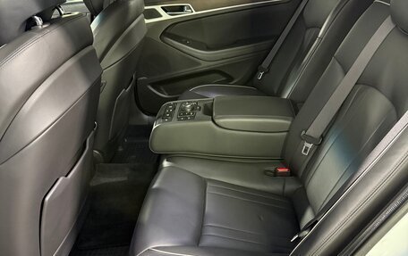 Hyundai Genesis II, 2016 год, 2 400 000 рублей, 10 фотография