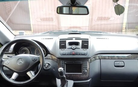 Mercedes-Benz Viano, 2013 год, 1 600 000 рублей, 6 фотография