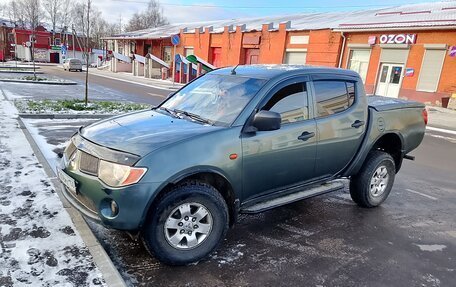 Mitsubishi L200 IV рестайлинг, 2007 год, 950 000 рублей, 3 фотография