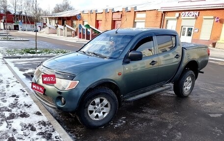 Mitsubishi L200 IV рестайлинг, 2007 год, 950 000 рублей, 1 фотография