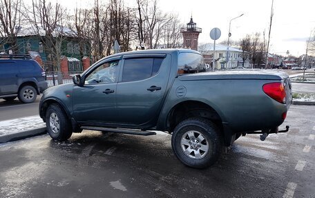 Mitsubishi L200 IV рестайлинг, 2007 год, 950 000 рублей, 9 фотография