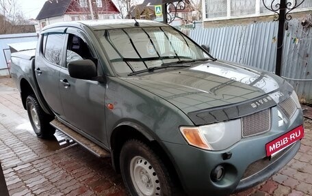 Mitsubishi L200 IV рестайлинг, 2007 год, 950 000 рублей, 10 фотография