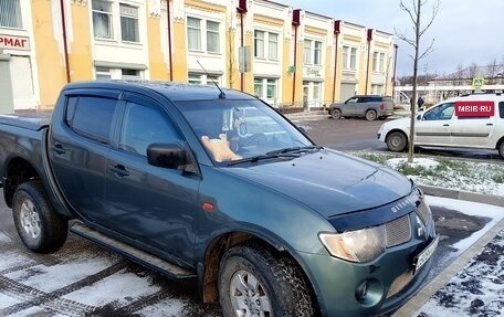 Mitsubishi L200 IV рестайлинг, 2007 год, 950 000 рублей, 6 фотография