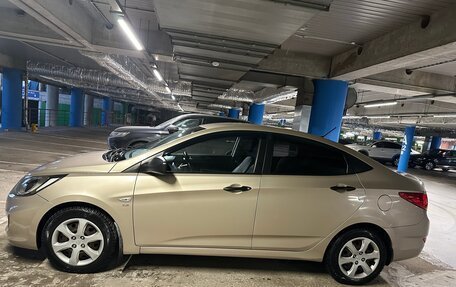 Hyundai Solaris II рестайлинг, 2013 год, 950 000 рублей, 5 фотография